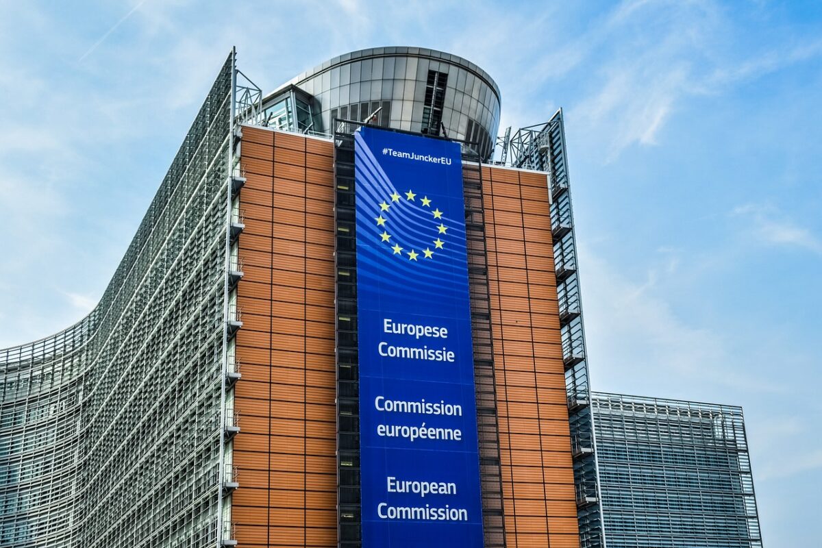 EU votes against Wi-Fi for connected cars, opening door to 5G