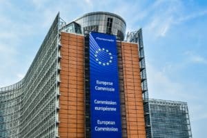 EU votes against Wi-Fi for connected cars, opening door to 5G