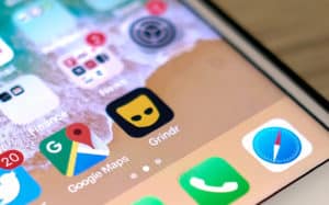 gouvernement americain revente grindr proprietaire chinois - Rude Baguette