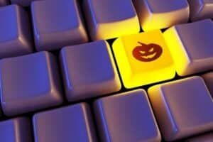 licenciements dans tech hecatombe halloween poursuit - Rude Baguette