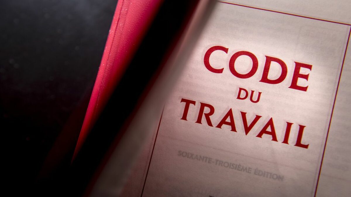 Licenciements massifs : quand Amazon et Google se heurtent au droit du travail licenciements massifs quand amazon google heurtent droit travail - Rude Baguette