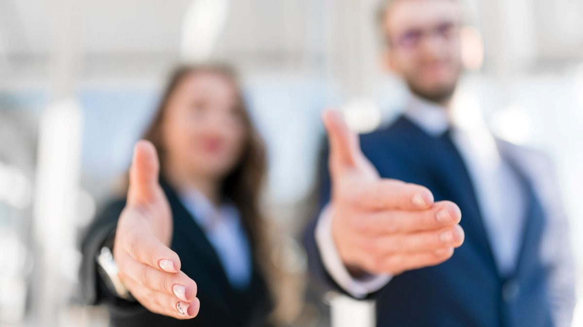When to Trust Experts, and When to Trust Yourself