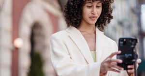 social media smartphone content creator