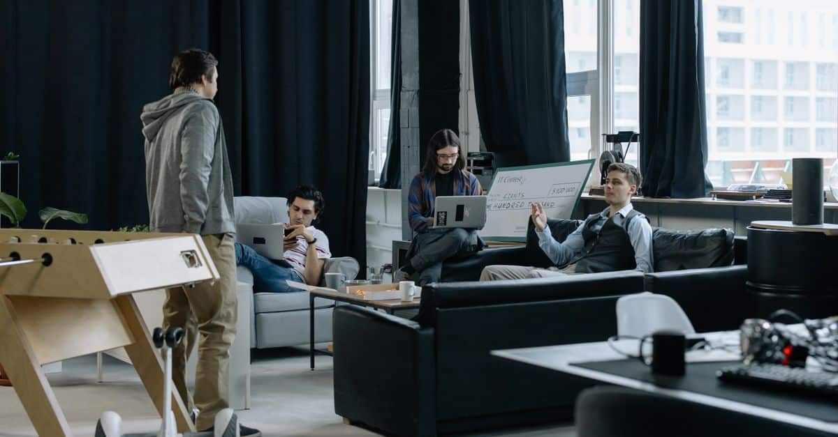 Meero, la start-up qui a révolutionné la photographie pro technology startup office