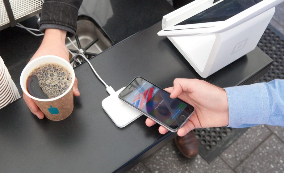 Paiement sans contact par téléphone : Apple Pay en tête