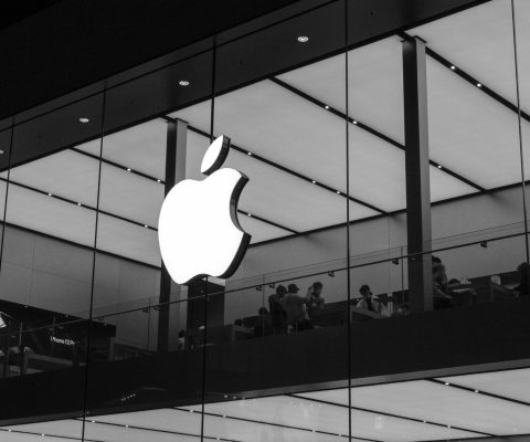 APPLE dethroned by Saudi  Aramco as the most valuable company
