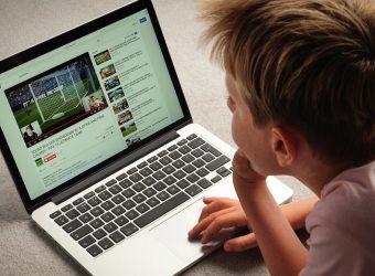 YouTube accusé de collecter des données d’enfants