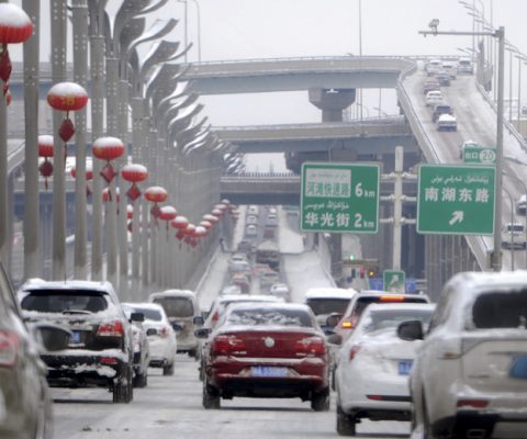Chine : tracer chaque voiture avec une vignette, sécurité ou Big Brother ?