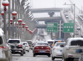 Chine : tracer chaque voiture avec une vignette, sécurité ou Big Brother ?