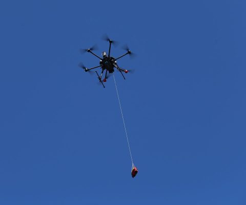 Un drone de secours aide à sauver un homme victime d’un arrêt cardiaque