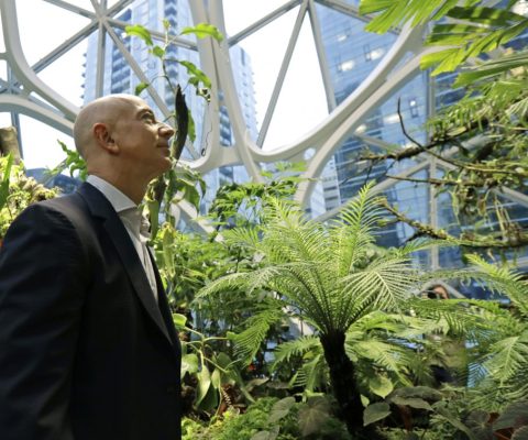 Engagement climatique de Jeff Bezos : un pur coup de com’ ?