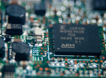 La FTC porte plainte contre le rachat d’ARM par Nvidia