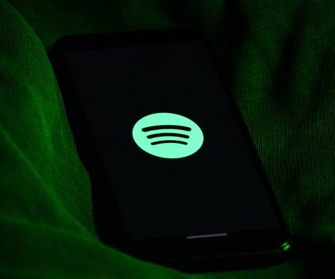 <strong>Spotify paying subscribers grew by 15% in Q1 despite Russia’s exit and Rogan backlash</strong>