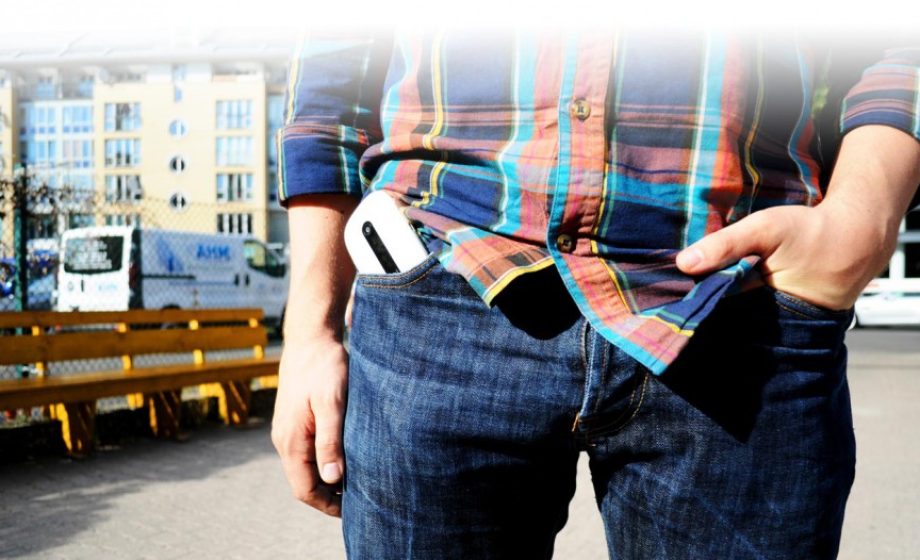 Going to Berlin? Carry a mobile hotspot in your pocket with deMiFi