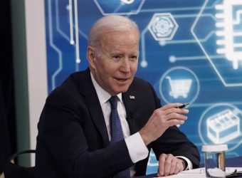 Joe Biden en croisade contre les géants du numérique
