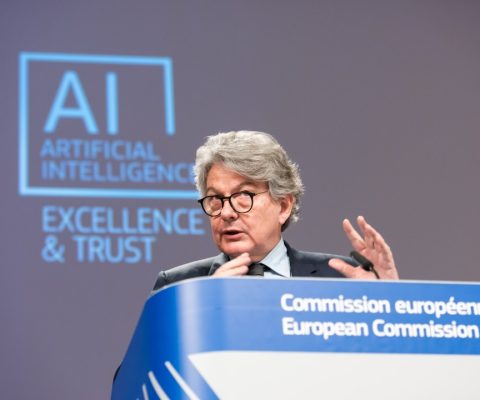 <em>La loi sur l’IA de l’Union européenne, une réponse aux craintes nées de ChatGPT ?</em>