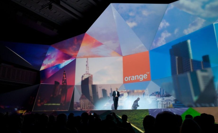 Orange’s launch show ‘Hello’ puts connected objects front and center